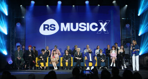 “อาร์เอส มิวสิค” เปิดโปรเจกต์ยิ่งใหญ่ “RS Music Uprising EP.1: RS Music X”  จับมือพันธมิตรค่ายเพลงชั้นนำ ร่วมสร้างมิติใหม่ให้วงการเพลงไทย     แถลงเปิดตัวอย่างเป็นทางการแล้วสำหรับ “RS Music Uprising EP.1: RS Music X” โปรเจกต์สุดยิ่งใหญ่ที่ อาร์เอส มิวสิค ในเครือ อาร์เอส กรุ๊ป จับมือกับพันธมิตรค่ายเพลงชั้นนำ เพื่อสร้างมิติใหม่ให้วงการเพลงไทย