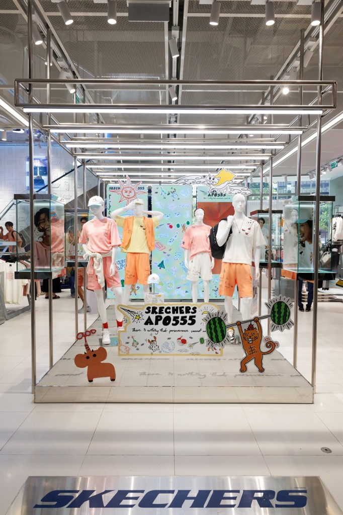 SKECHERS x APO555 Collection (1)