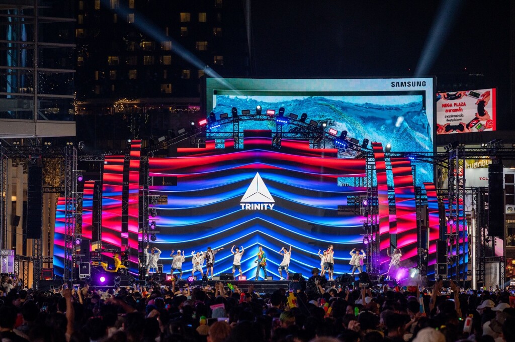 SUPERFLUID-TRINITY02