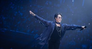 กำไรคนดู “ขนนก กับ ดอกไม้” ตอน “DREAM FOR LOVE” ที่สุดคอนเสิร์ตแห่งปี “เบิร์ด-ธงไชย” จับคู่ “ปุ๊-ติ๊นา-ใหม่-ลีเดีย” จัดเต็ม สนุก มันส์ เว่อร์ เซอร์ไพร์สสนั่นอิมแพ็คฯ