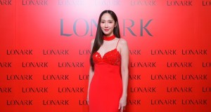 “1stLONARK New Experience” เปิดตัว “อั้ม พัชราภา” พรีเซนเตอร์นางเอกซุปตาร์เบอร์1 ของประเทศไทย LONARK LE BLANC RADIENCE SERUM “เซรั่มที่อั้มเลือก”