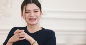 สตรองสมชื่อ!! “เบ็คกี้ รีเบคก้า” ตัวท็อปแถวหน้าของวงการ GL ดอกไม้งามที่เติบโตได้ทุกสภาพดิน!