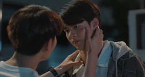 เมื่อหนึ่งบวกหนึ่งกลายเป็นสาม !! ความสัมพันธ์ ริว (มีน-นิชคุณ) & เซ็น (ปิง-กฤตนัน) จะเป็นอย่างไรเมื่อมีอีกคนเข้ามา ใน The Rebound เกมนี้เพื่อนาย’ Ep.4