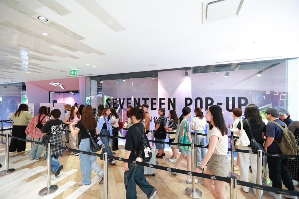 Seventeen Pop up (3)