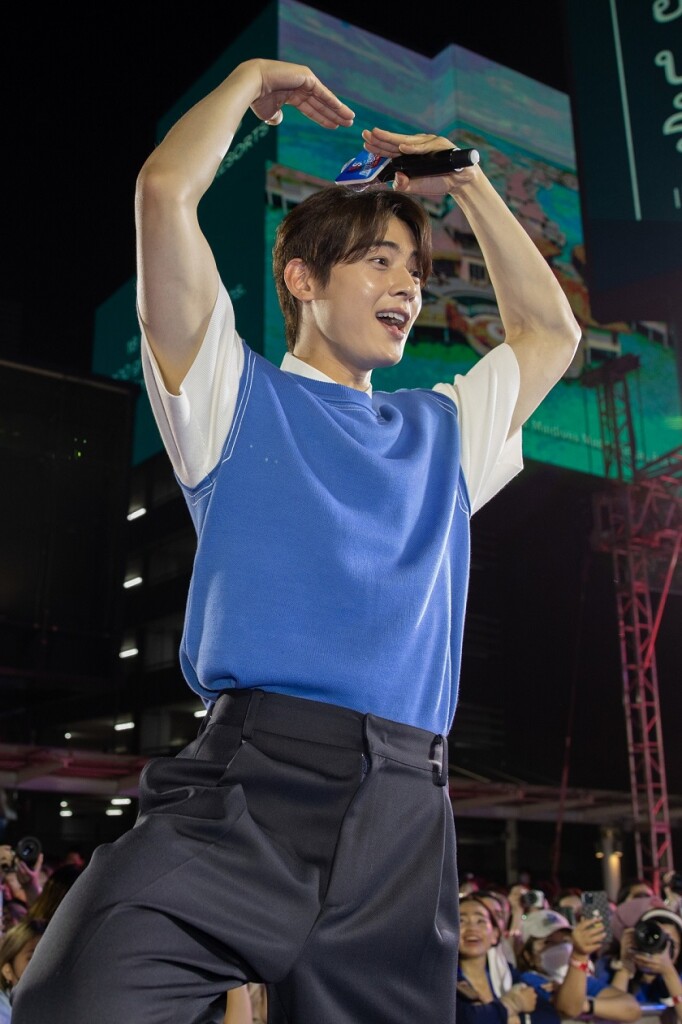 estxChaEunWoo_เกมใบ้คำด้วยท่าทาง 2