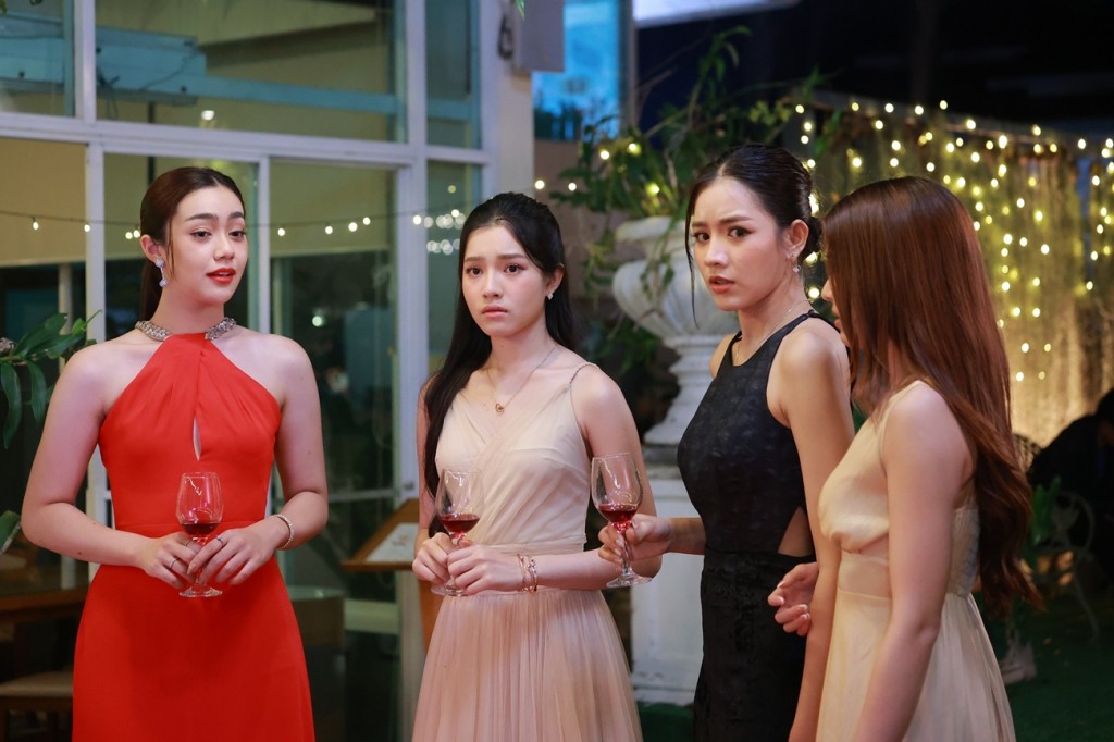 กัษธิษฐาน (I'm Your Moon The Series) 5