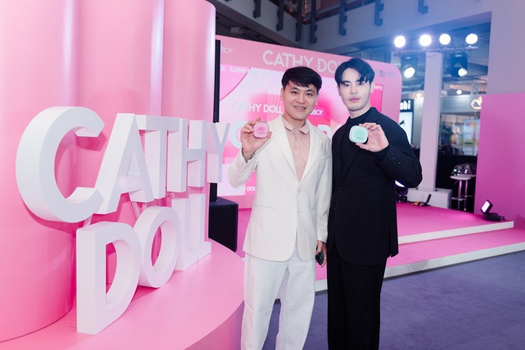 คุณกอล์ฟ คุณแก็ป ผู้บริหาร_0