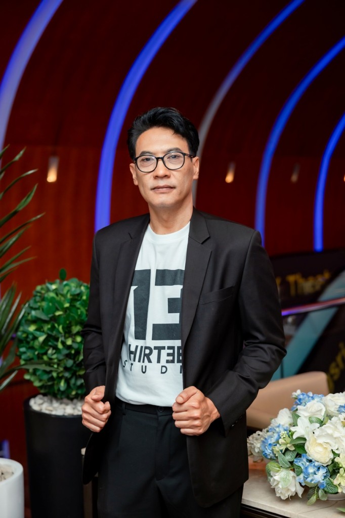 คุณคุ้ย-ทวีวัฒน์ วันทา