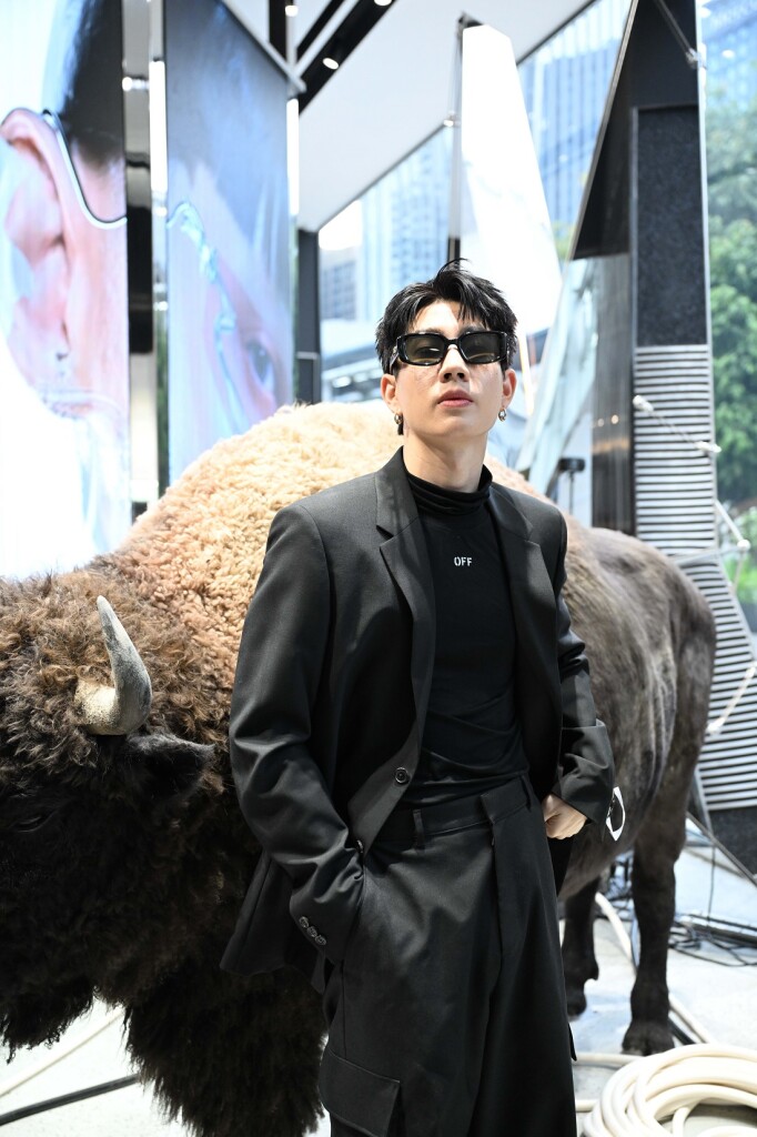 จุมพล อดุลกิตติพร (2)_0