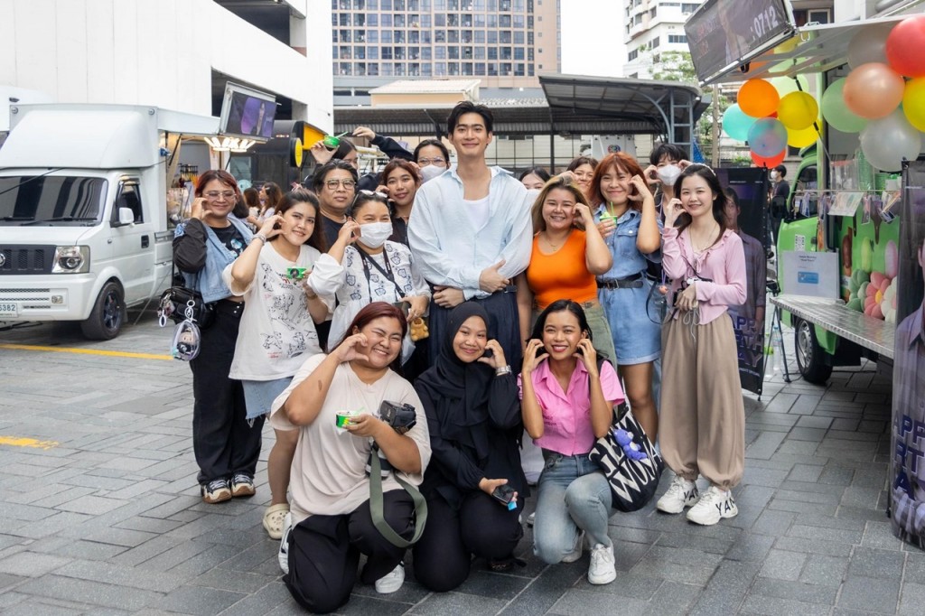 จูเนียร์ ฉลองวันเกิด 28 ปี (9)