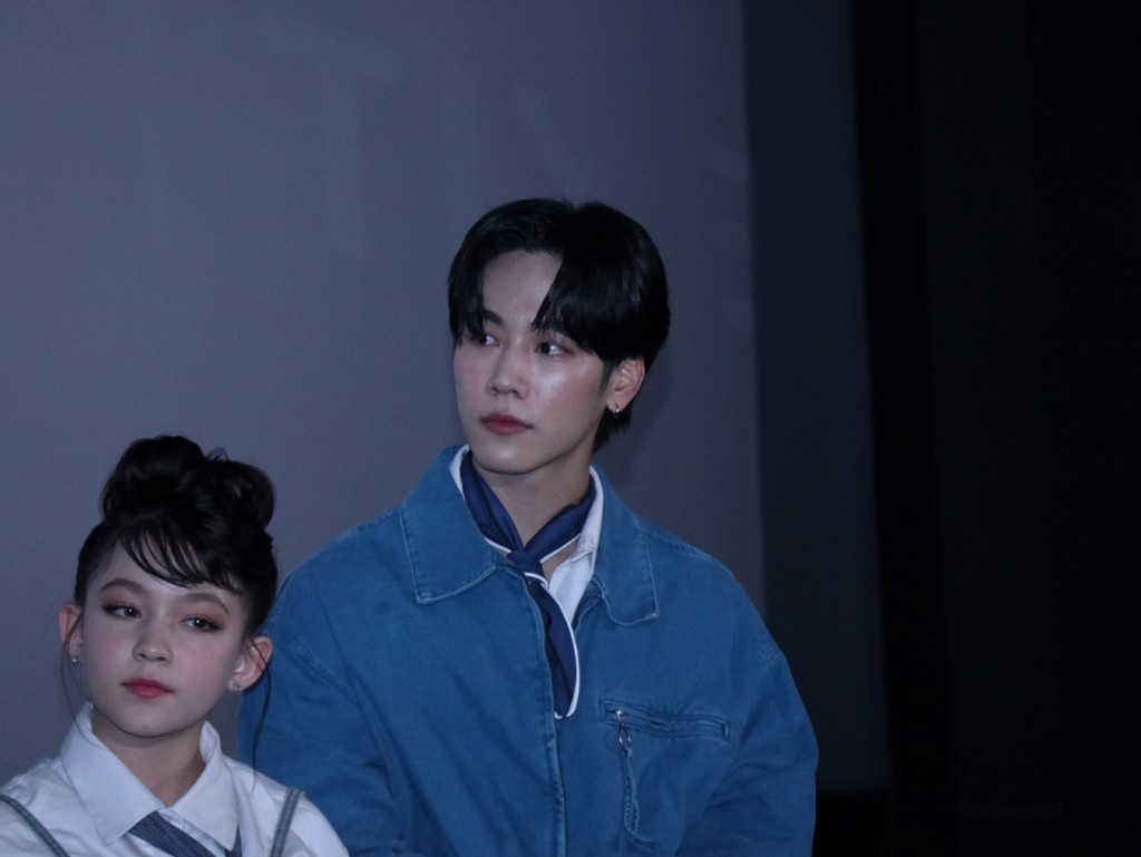 นีน่าและวอร์