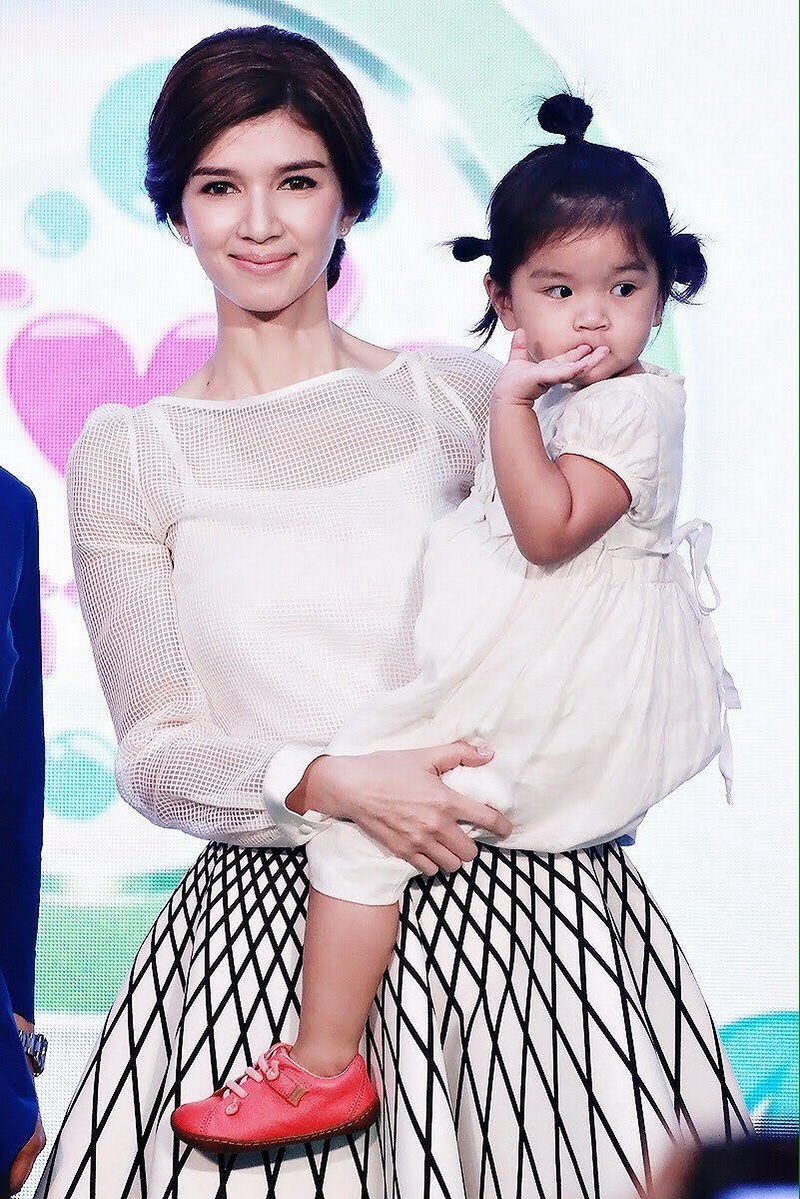 น้องมะลิและคุณโบว์ – แวนด้า