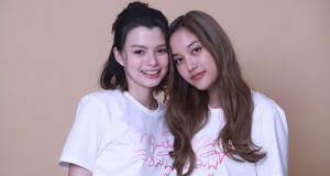 พาไปทำความรู้จัก 2 นางเอกสาว “ฟรีน – เบ็คกี้” จาก “ทฤษฎีสีชมพู”  ซีรีส์ Girls Love (GL) เรื่องแรกของไทยจากค่าย IDOLFACTORY