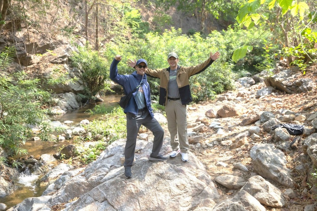 ภาพข่าว คิม กู๊ดเบิร์น และ ต๋อง ชัยธวัช ชวนท่องเที่ยวแนวใหม่ แบบเป็นมิตรกับช้าง (6)