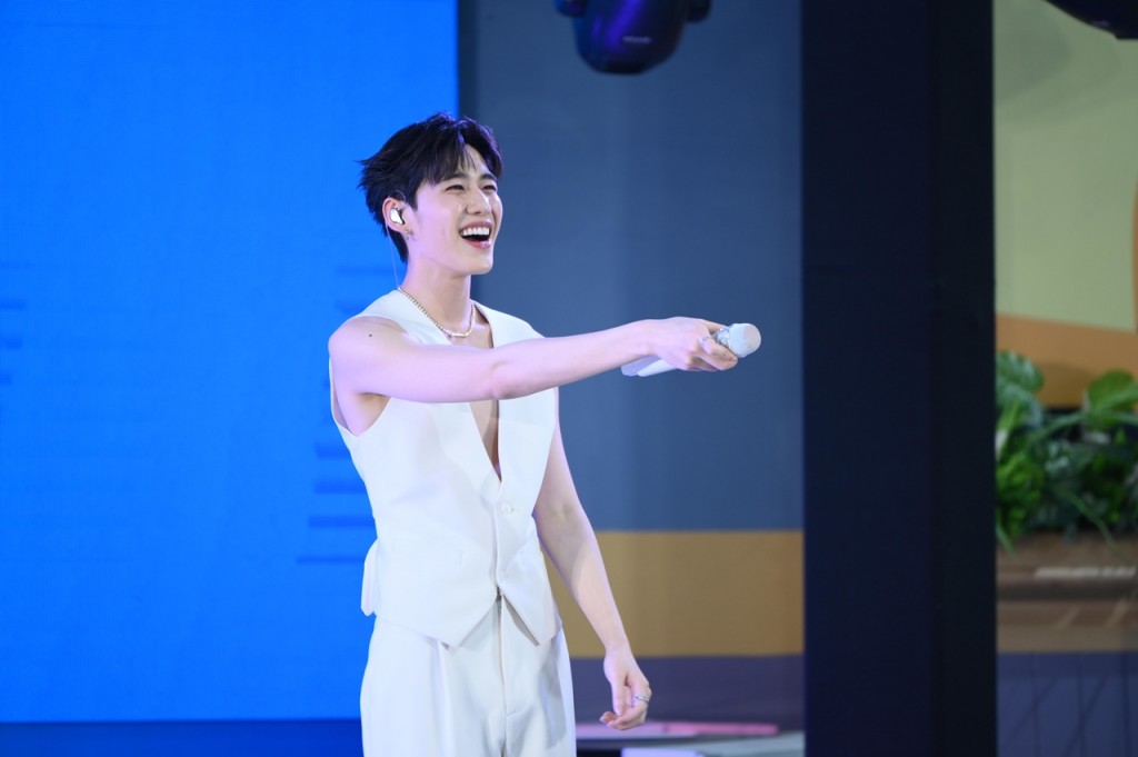ภาพข่าวงาน OMO PLUS WHITE BACK TO SCHOOL ขาวจ้าตัวพี่ กับ PP Krit  (9)