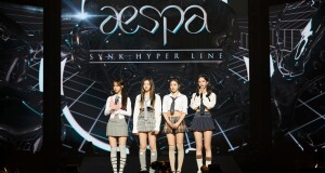 aespa ประสบความสำเร็จกับคอนเสิร์ตเดี่ยวครั้งแรก ‘2023 aespa 1st Concert ‘SYNK : HYPER LINE’ ที่กรุงโซล ผู้เข้าชมกว่าหมื่นคน รวมถึงแฟนคลับจาก 79 ประเทศทั่วโลก ที่รับชมทางออนไลน์ผ่าน Beyond LIVE