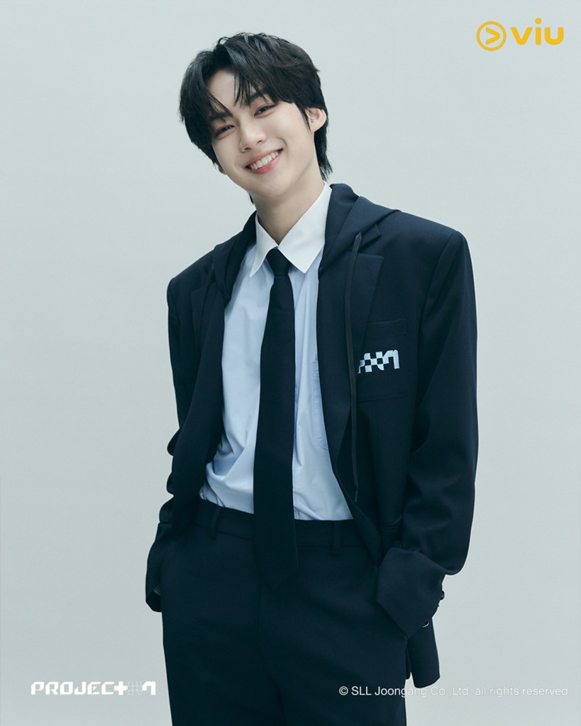 [ภาพที่ 2] SANTA (แซนต้า) วัชรวิศว์ สรสุริยวงษ์