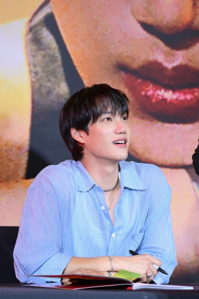 [ภาพที่ 6] Shopee x KAI ‘Wait On Me’ FANSIGN EVENT