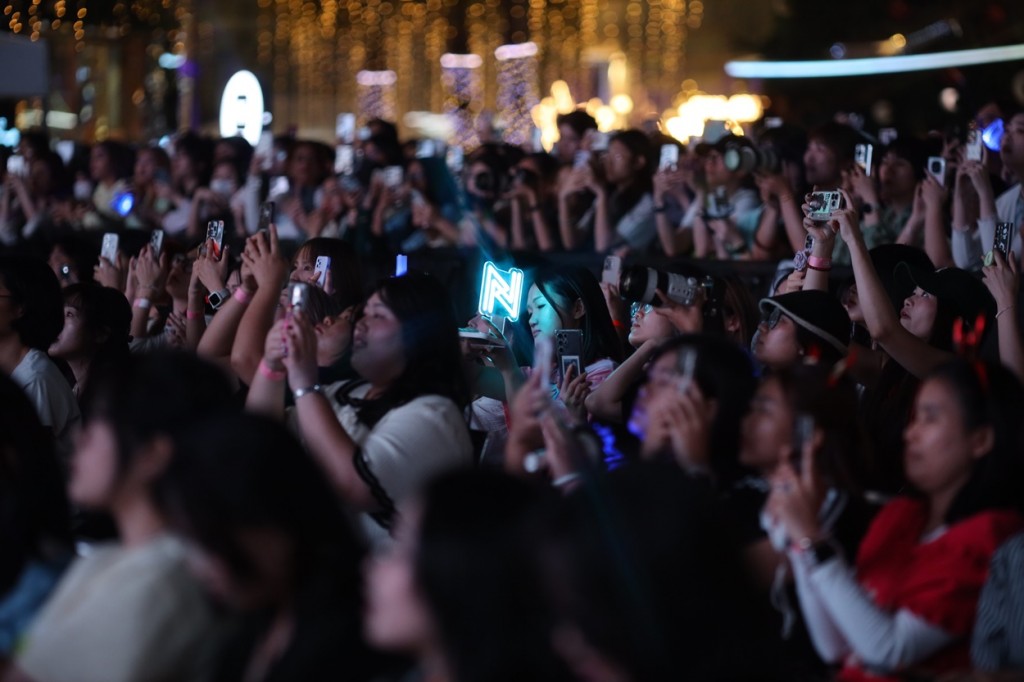 ภาพบรรยากาศเวที “SIAM PARAGON THE MAGICAL CELEBRATION” วันที่ 24 ธ.ค (3)