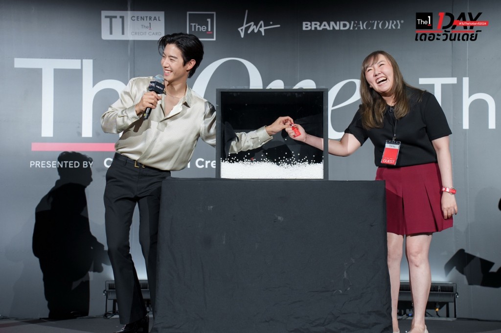 มาร์ค - แฟน meet บนเวที_resize