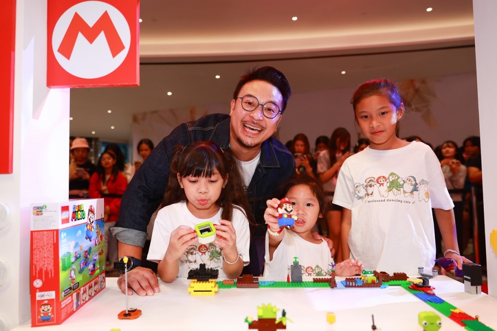 มิค-บรมวุฒิ หิรัญยัษฐิติ และลูกๆ ร่วมงาน LEGO x SIAM PARAGON CREATIVE BUILDS FOR GAMERS