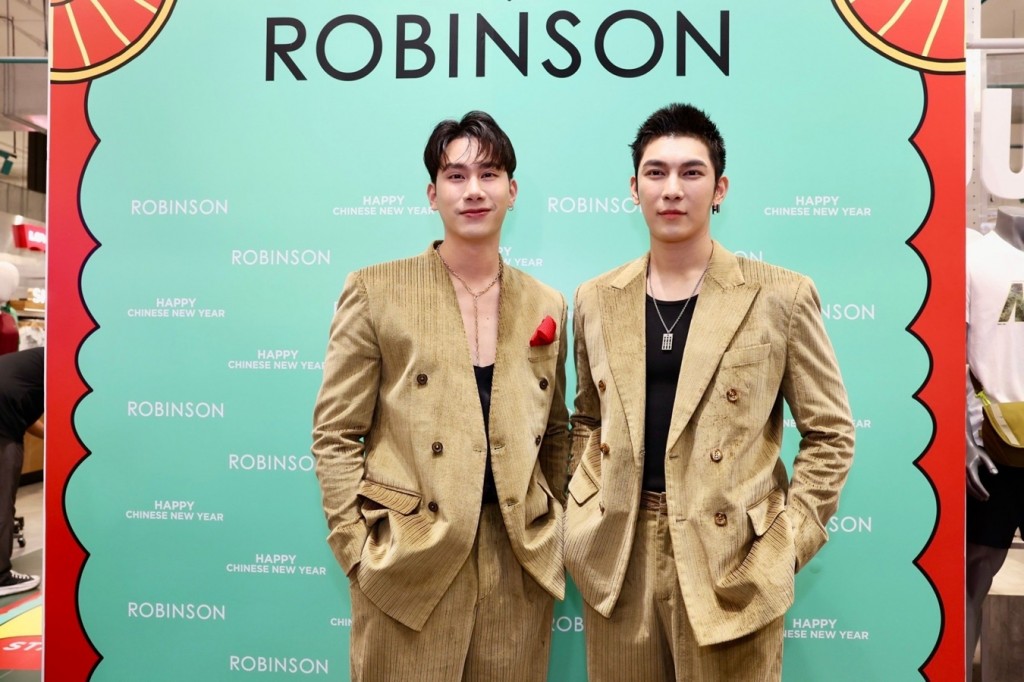 มิว และ ตุลย์ ร่วมงาน “ROBINSON HAPPY CHINESE NEW YEAR 2025” (01)