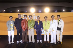 รัชพล จิตพึงธรรม พร้อมนักแสดงและทีมงานจากซีรีส์เรื่อง Close Friend โคตรแฟน 3 Soju Bomb!