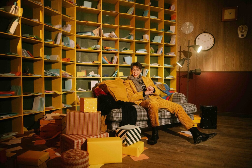 รูป“ซานต้าบิวกิ้น” พร้อมแจกความสดใส  ปล่อยซิงเกิลใหม่ล่าสุด “MR.EVERYTHING” _4