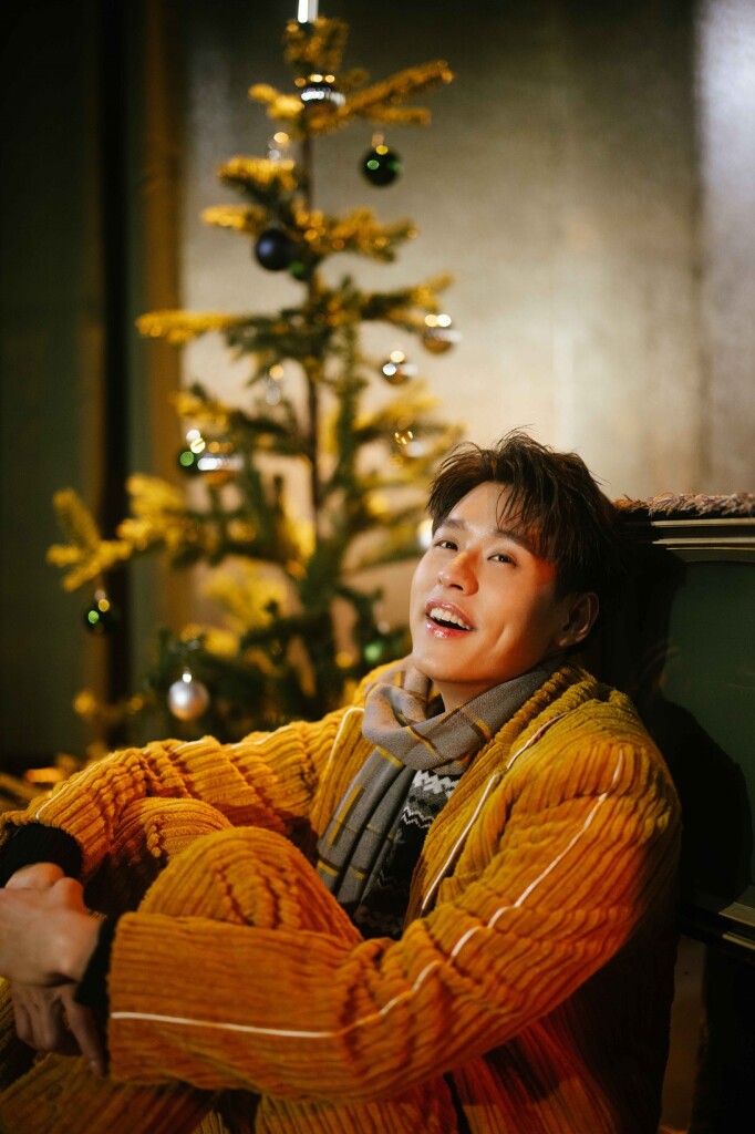 รูป“ซานต้าบิวกิ้น” พร้อมแจกความสดใส  ปล่อยซิงเกิลใหม่ล่าสุด “MR.EVERYTHING” _7