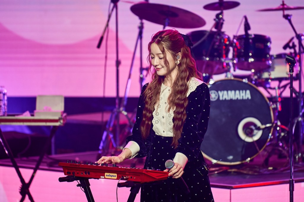 อิ้งค์ วรันธร  (1)