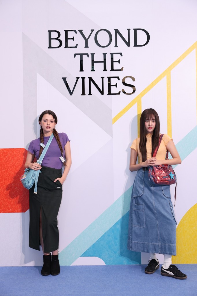 เบคกี้ รีเบคก้า และฟรีน สโรชา_0