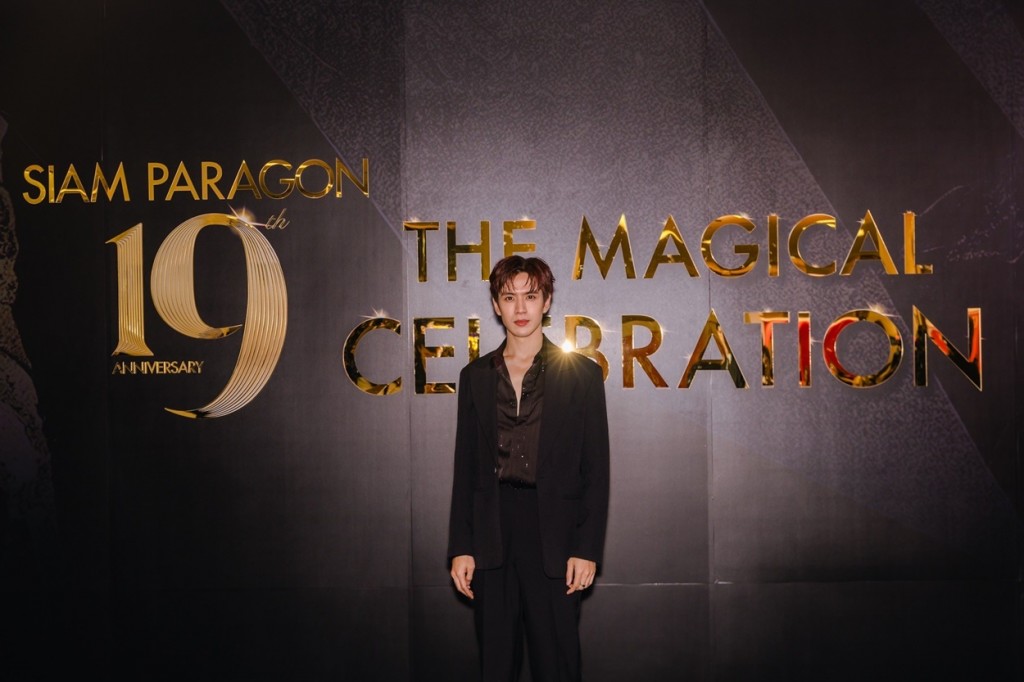 เหล่าศิลปินดาราร่วมฉลองครบรอบ 19 ปี สยามพารากอน อย่างยิ่งใหญ่ (11)