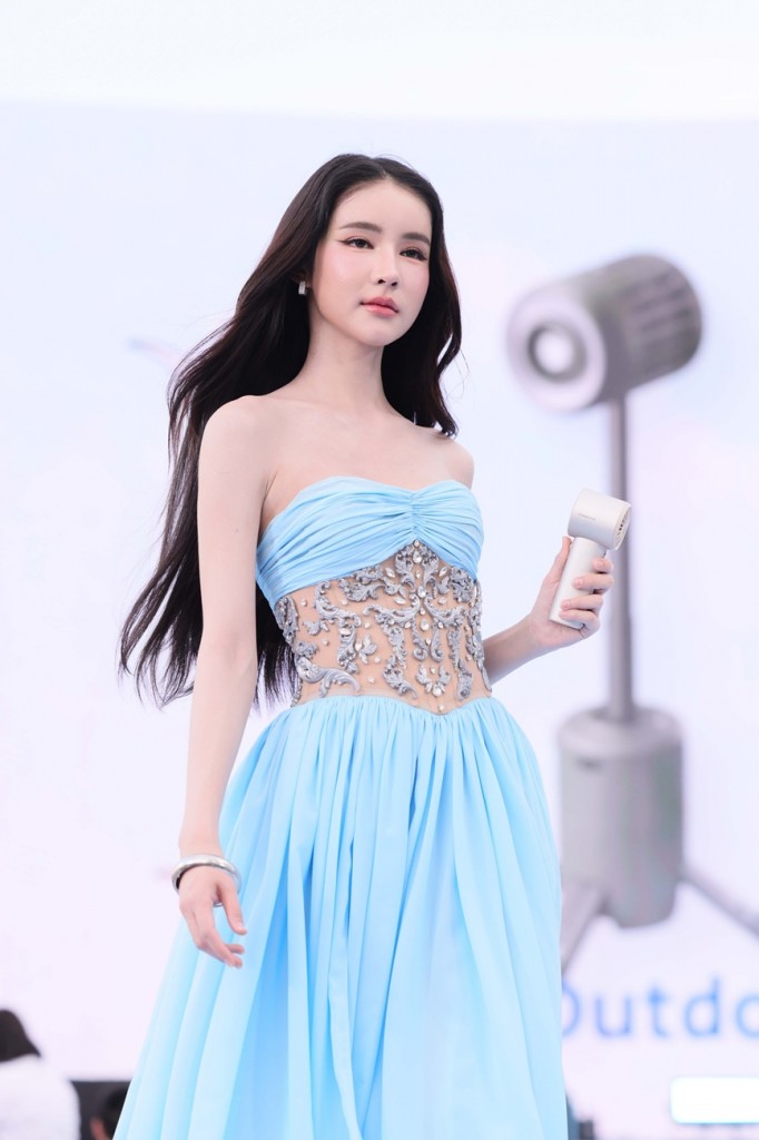 แฟชั่นโชว์เปิดตัวพัดลม JisuLife (6)