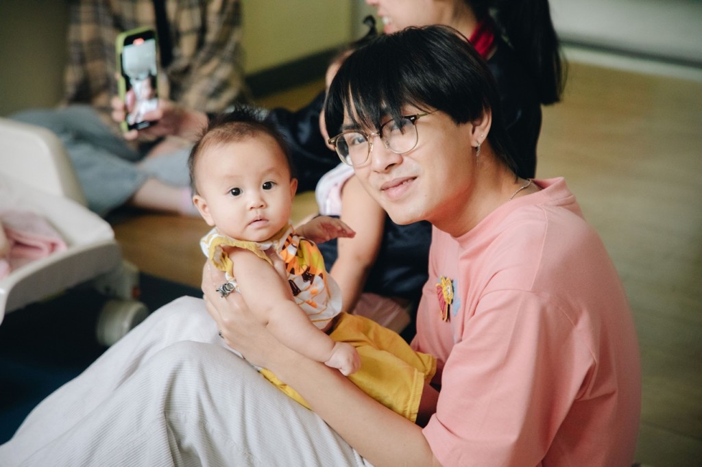 ไดมอนด์ ทำบุญมูลนิธิเด็กอ่อน (6)