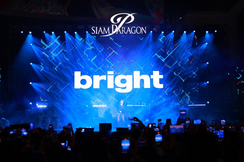 ไบร์ท-วชิรวิชญ์  ร่วมฉลองคริสต์มาสสุดยิ่งใหญ่ “SIAM PARAGON THE MAGICAL CELEBRATION (5)