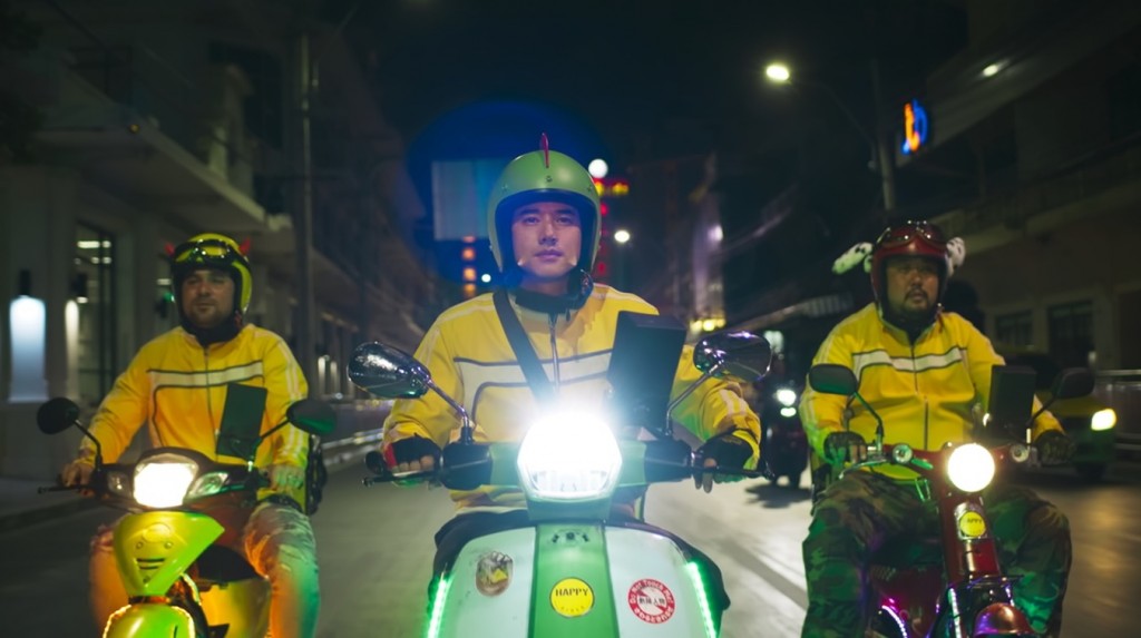 ไรเดอร์ Rider Movie ขี่มอไซไฟเรืองแสง (1)