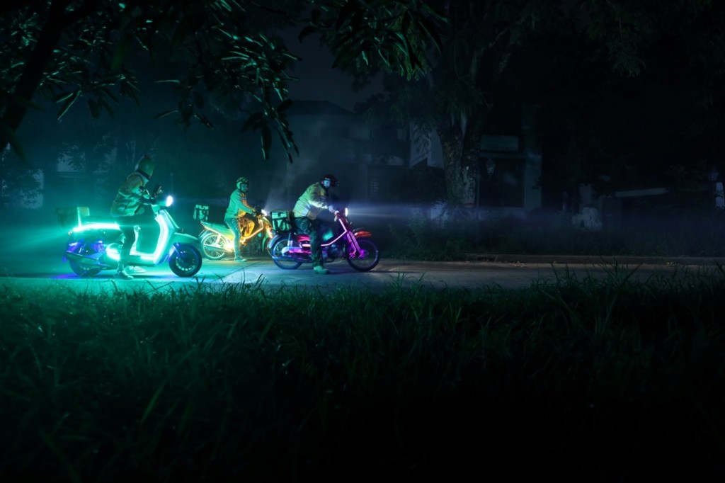 ไรเดอร์ Rider Movie ขี่มอไซไฟเรืองแสง (7)