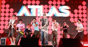 สยามพารากอน ชวนหนุ่มๆ “ATLAS” ระเบิดความมันส์รับสงกรานต์แบบจัดเต็ม!!  “Siam Paragon Summersive : Happiness in Full Bloom”  ณ พาร์ค พารากอน สยามพารากอน